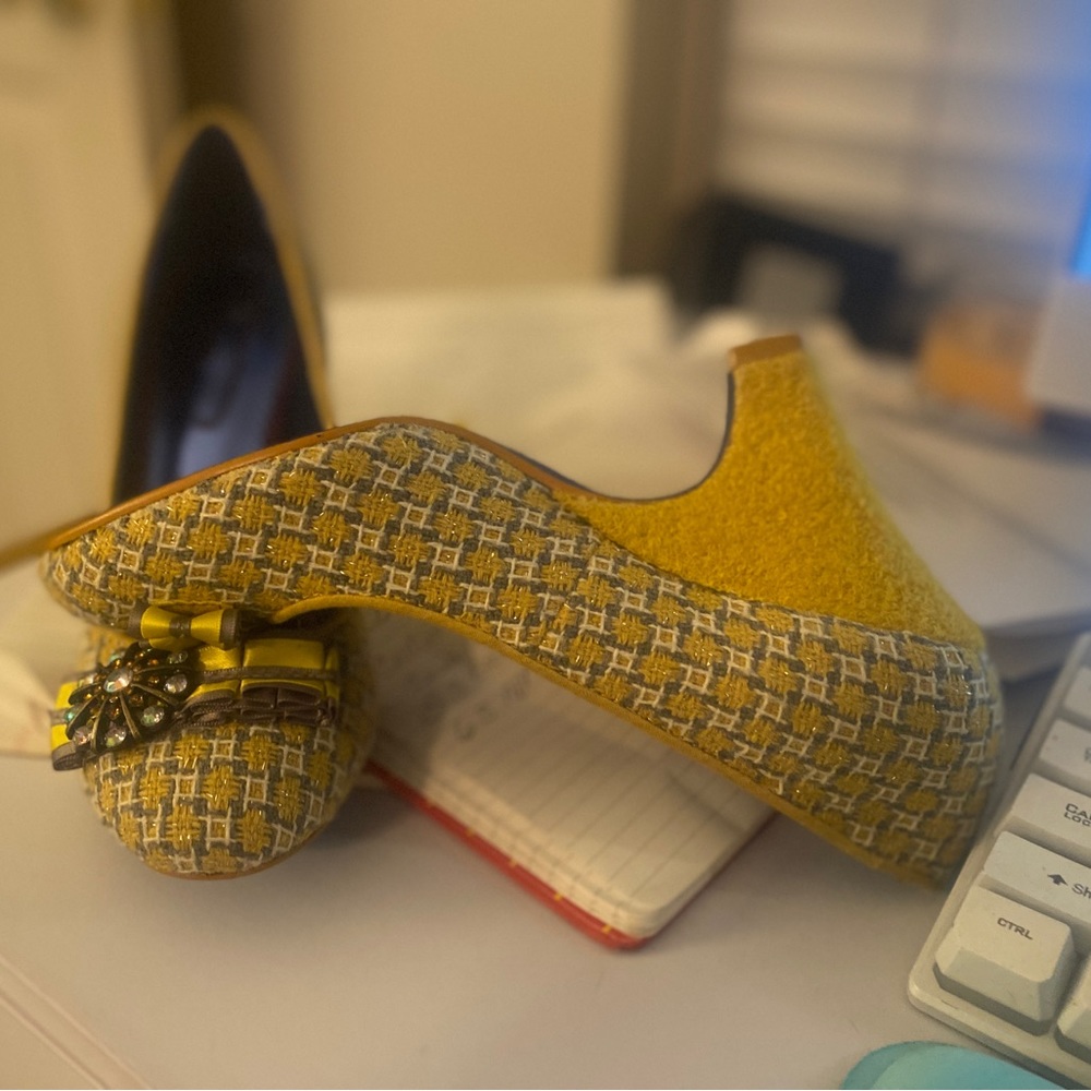 This poetic license kitty shoes London